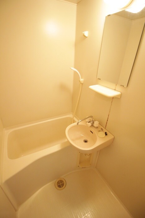 物件内観写真10　(バス／シャワールーム等)