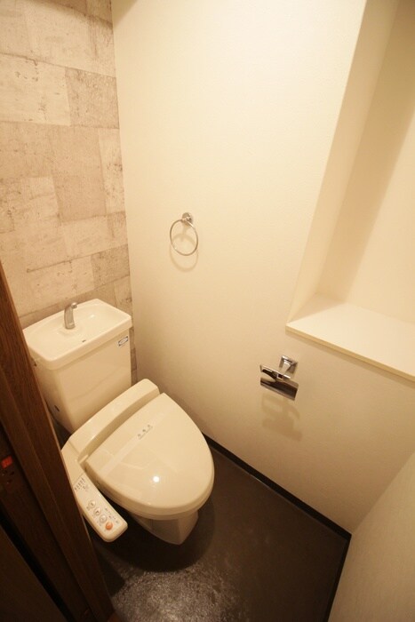 物件内観写真12　(トイレ)