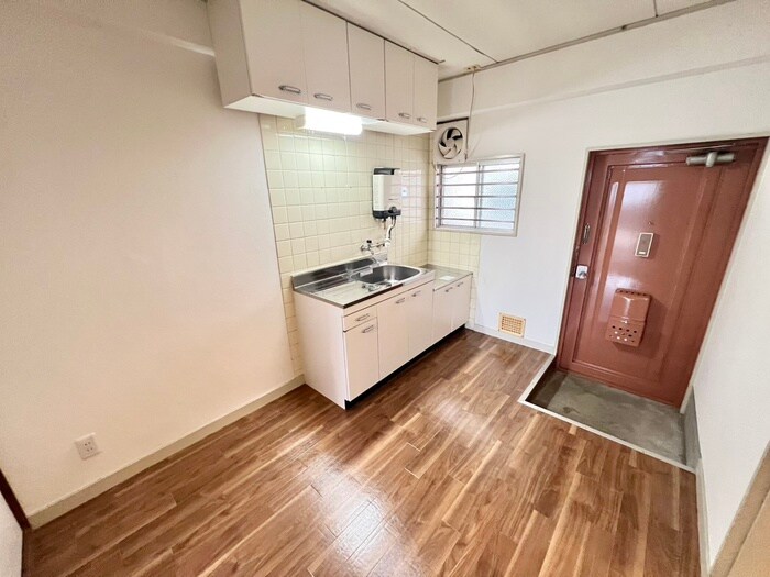 物件内観写真11　(居室)