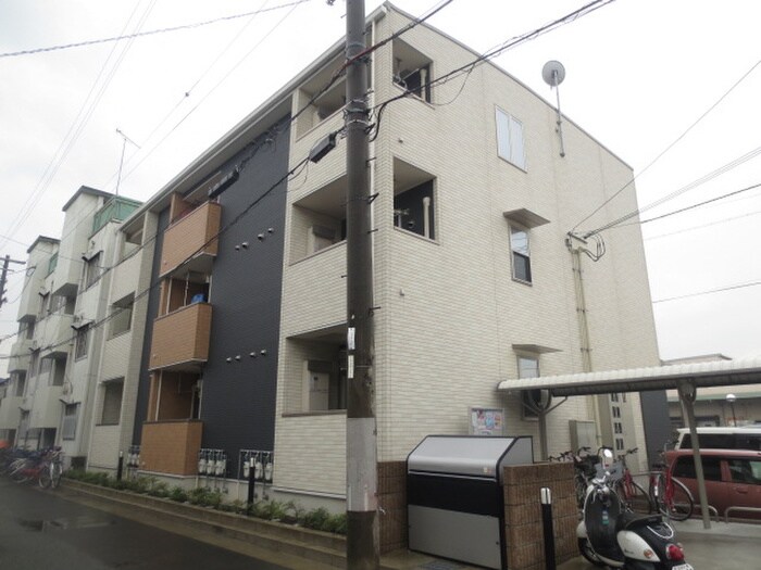 物件外観写真2　(外観写真)