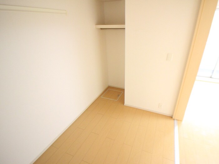 物件内観写真6　(居室)