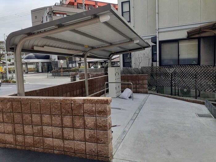 物件外観写真2　(駐輪場)