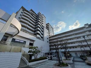 ユニベール宝塚（1106）外観写真