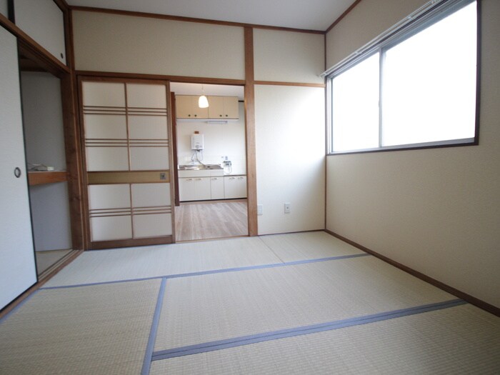 物件内観写真10　(居室)