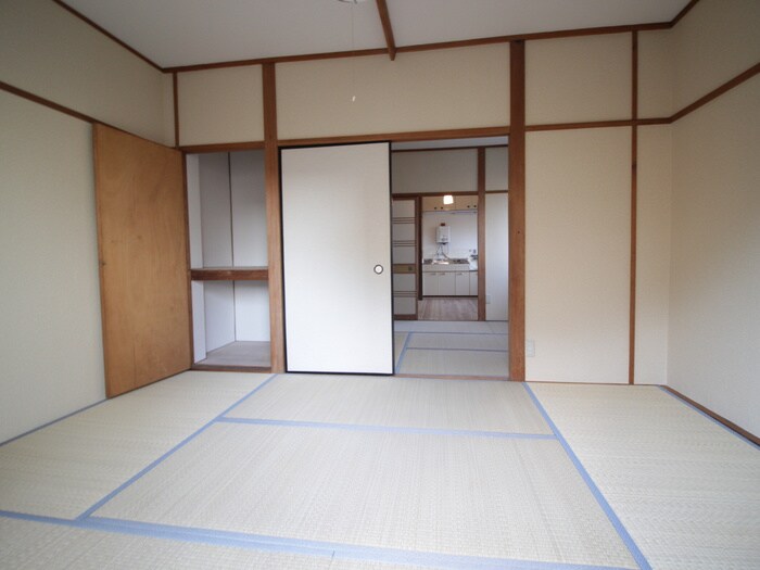 物件内観写真11　(居室)