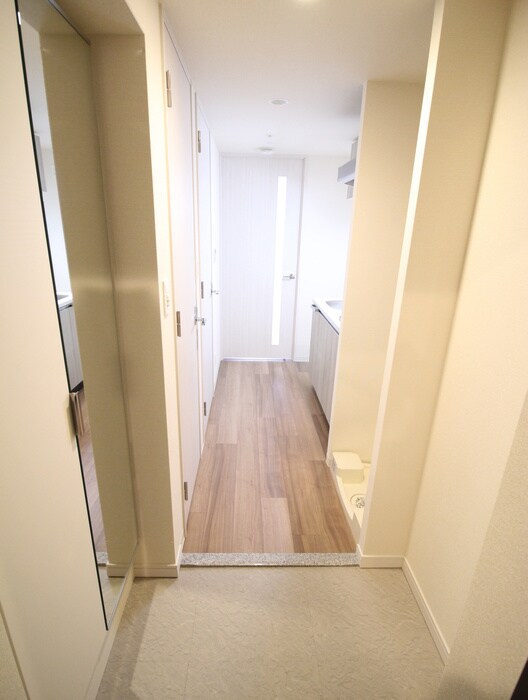 物件内観写真17　(玄関)