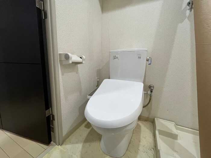 物件内観写真12　(トイレ)