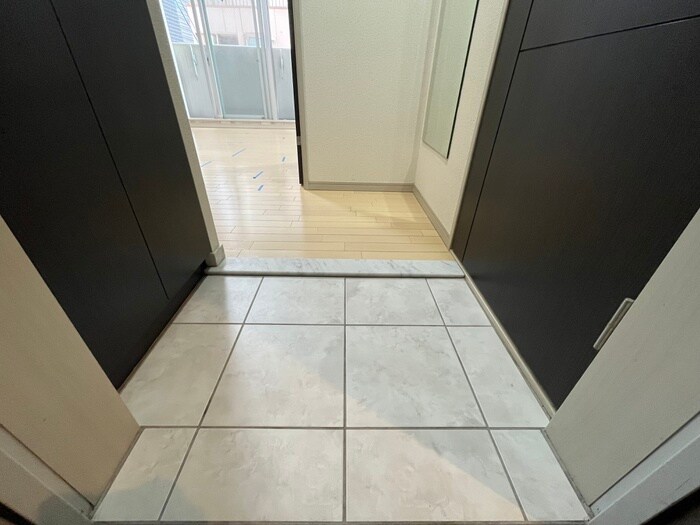 物件内観写真20　(玄関)