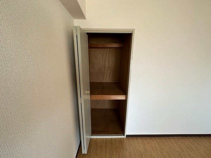 物件内観写真22　(収納)