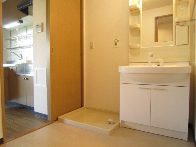 物件内観写真11　(洗面)