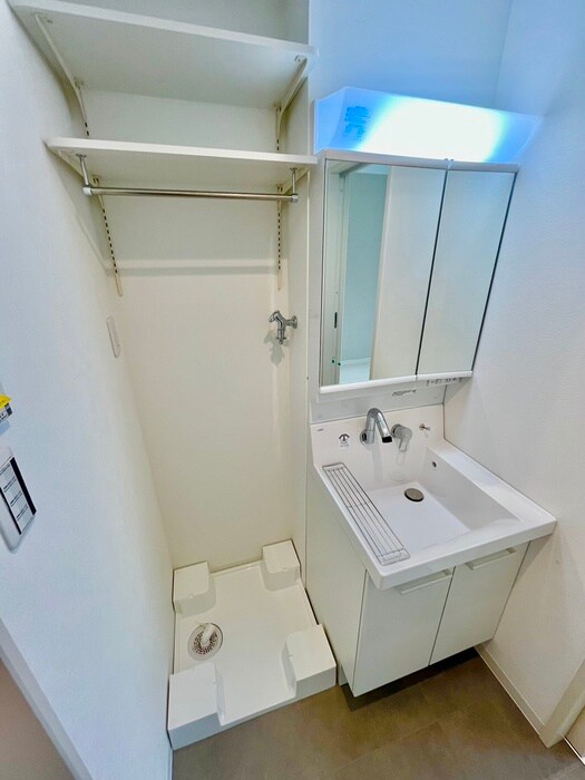 物件内観写真7　(洗面)