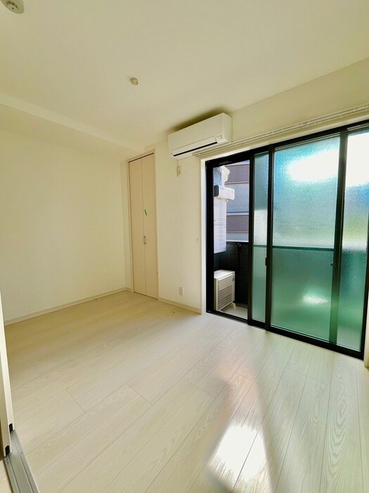 物件内観写真11　(居室)