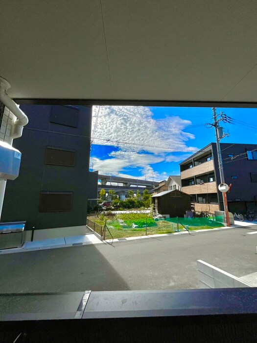 物件内観写真21　(室内からの展望)