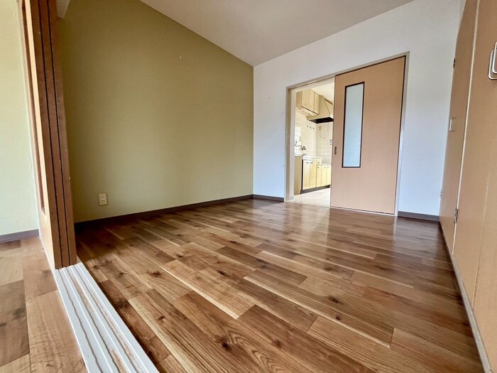 物件内観写真9　(居室)