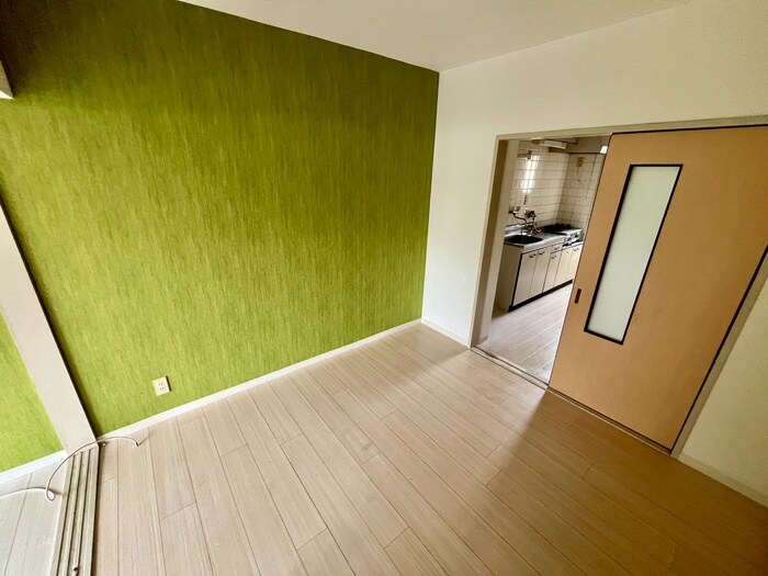 物件内観写真9　(居室)