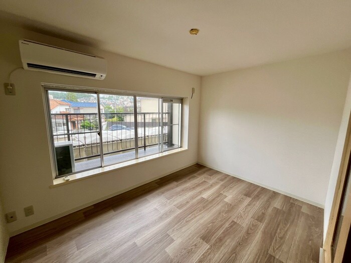 物件内観写真9　(居室)