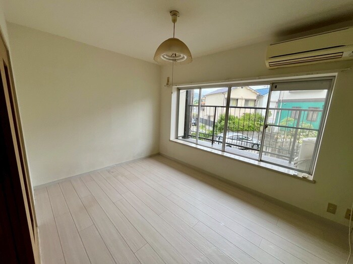 物件内観写真11　(居室)