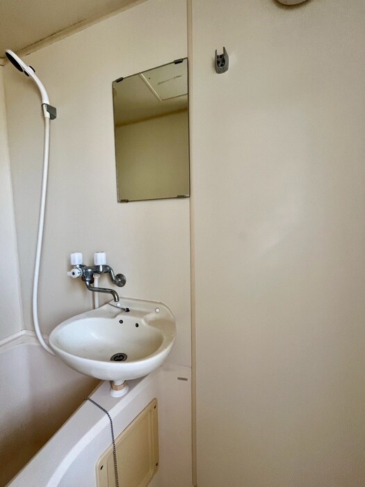 物件内観写真12　(洗面)