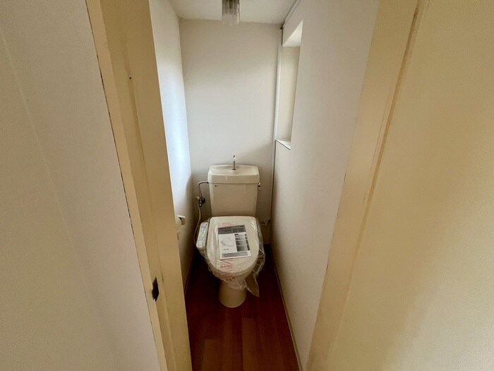 物件内観写真14　(トイレ)