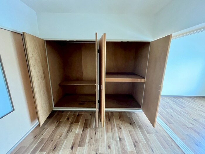 物件内観写真16　(収納)