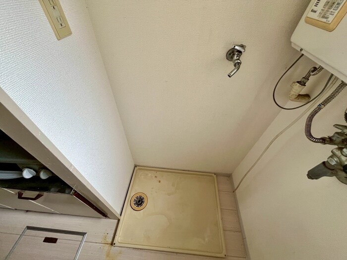 物件内観写真21　(洗濯機置場)