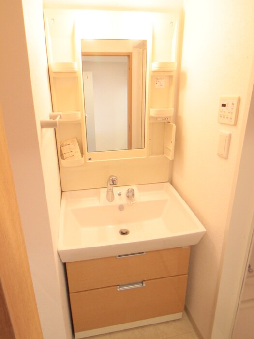 物件内観写真13　(洗面)