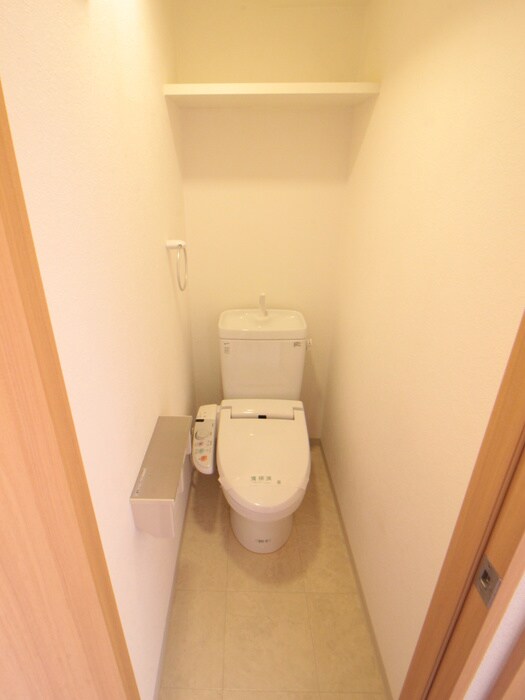 物件内観写真15　(トイレ)