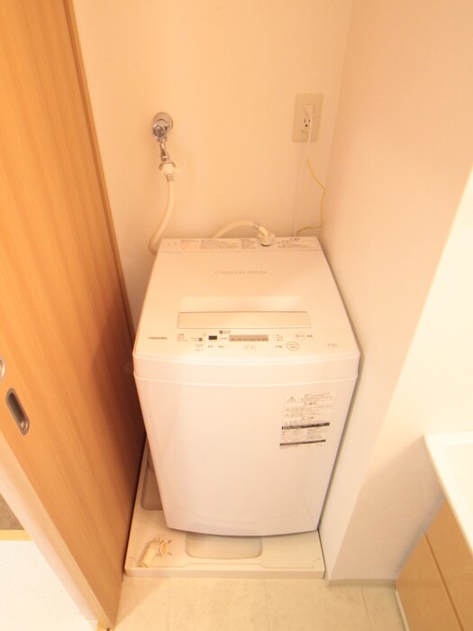 物件内観写真19　(洗濯機置場)