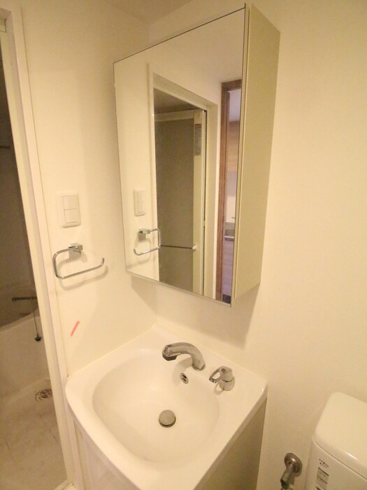 物件内観写真10　(洗面)