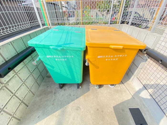 物件外観写真2　(建物設備)