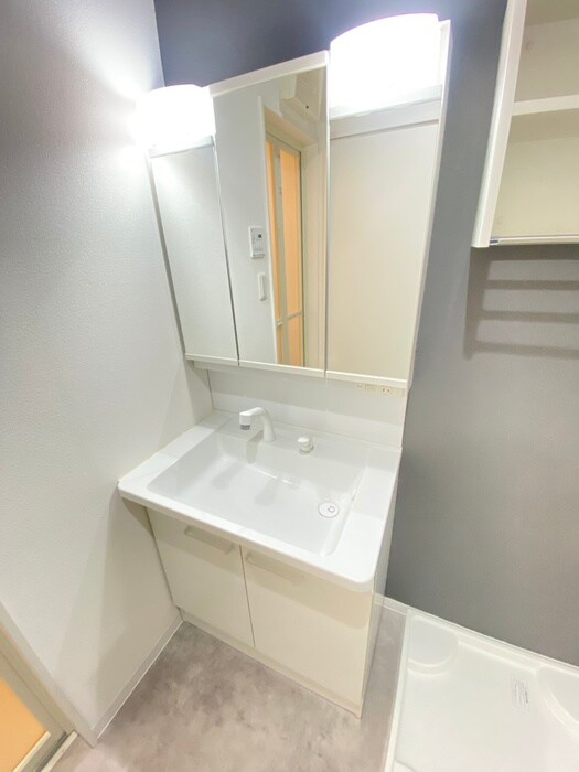 物件内観写真11　(収納)