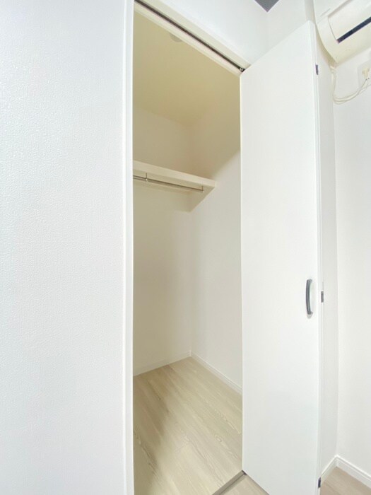 物件内観写真16　(収納)