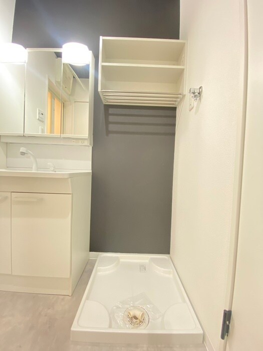 物件内観写真18　(洗濯機置場)