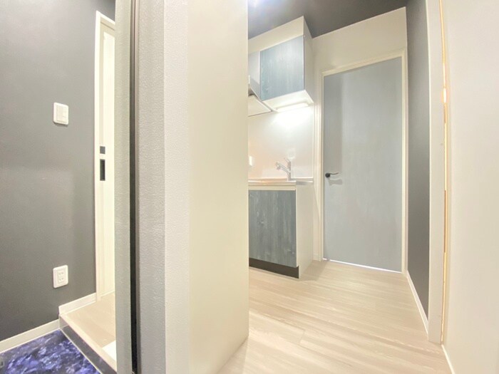 物件内観写真20　(廊下)