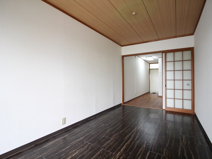 物件内観写真8　(居室)