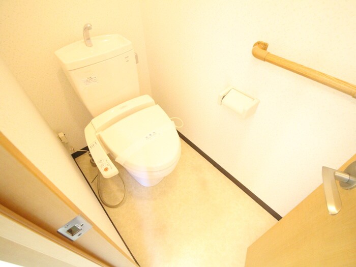 物件内観写真11　(トイレ)