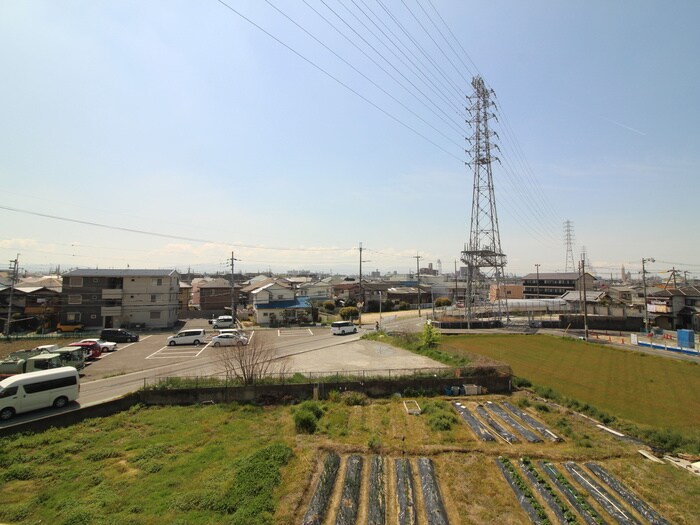 物件内観写真15　(室内からの展望)