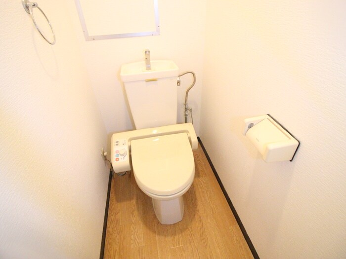 物件内観写真10　(トイレ)