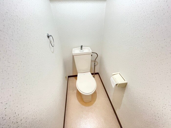 物件内観写真10　(トイレ)