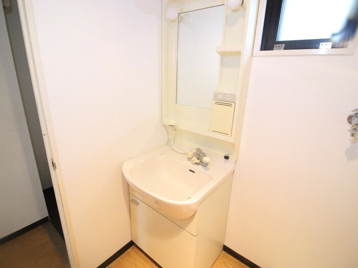 物件内観写真11　(洗面)