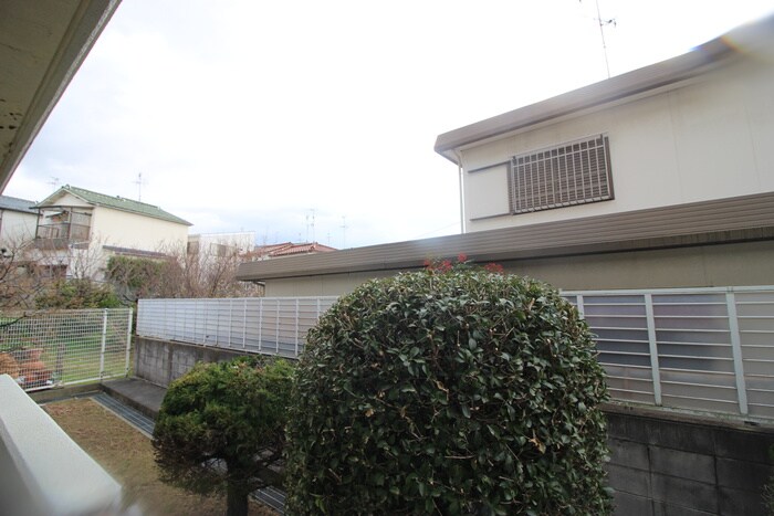 物件内観写真21　(室内からの展望)