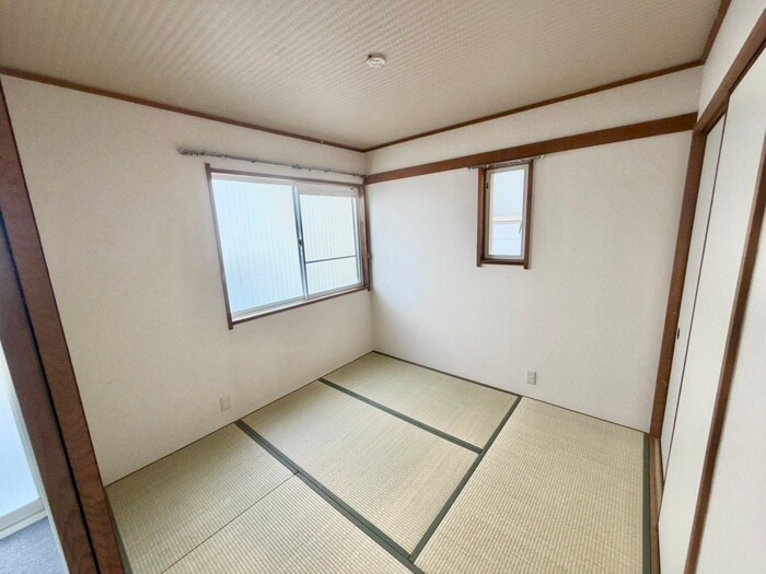 物件内観写真8　(居室)