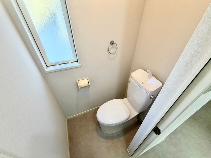 物件内観写真11　(トイレ)