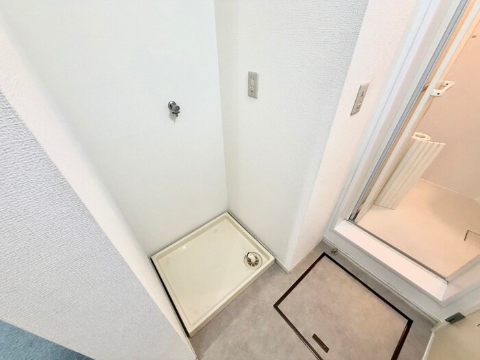 物件内観写真22　(洗濯機置場)