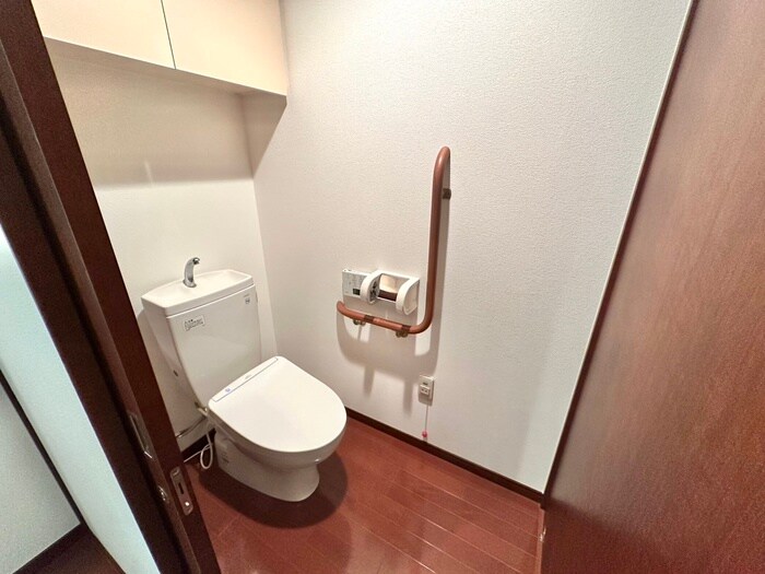 物件内観写真15　(トイレ)