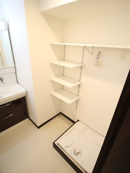 物件内観写真18　(洗面)