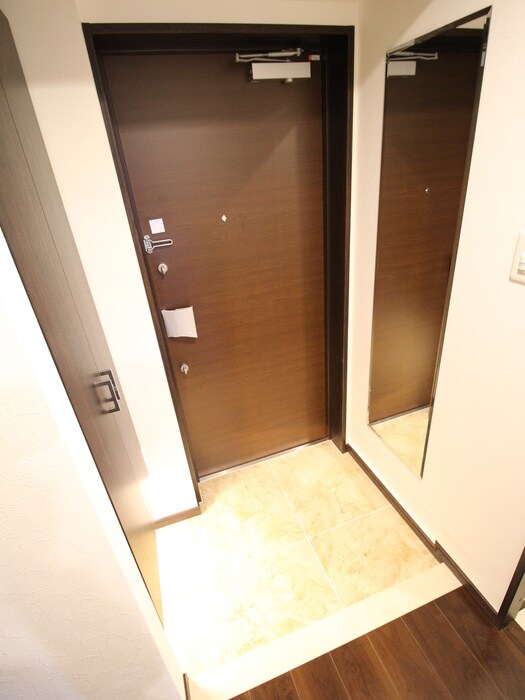 物件内観写真19　(玄関)
