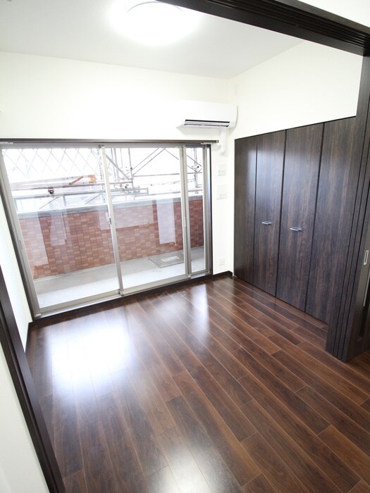 物件内観写真21　(居室)