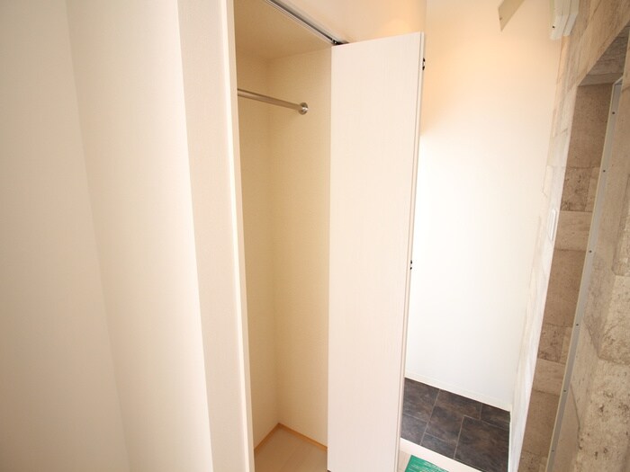 物件内観写真11　(収納)