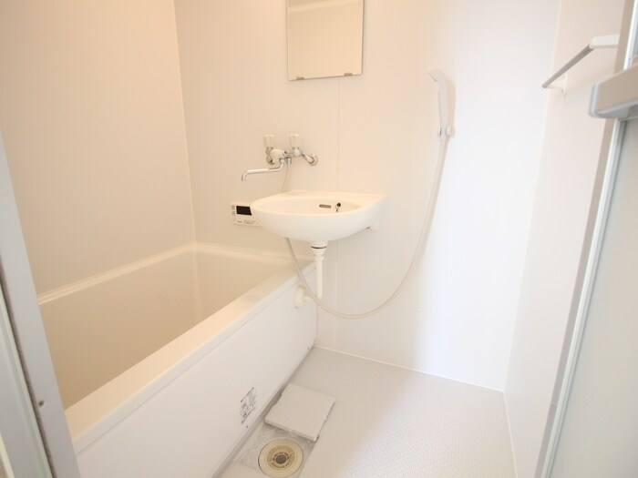 物件内観写真13　(バス／シャワールーム等)